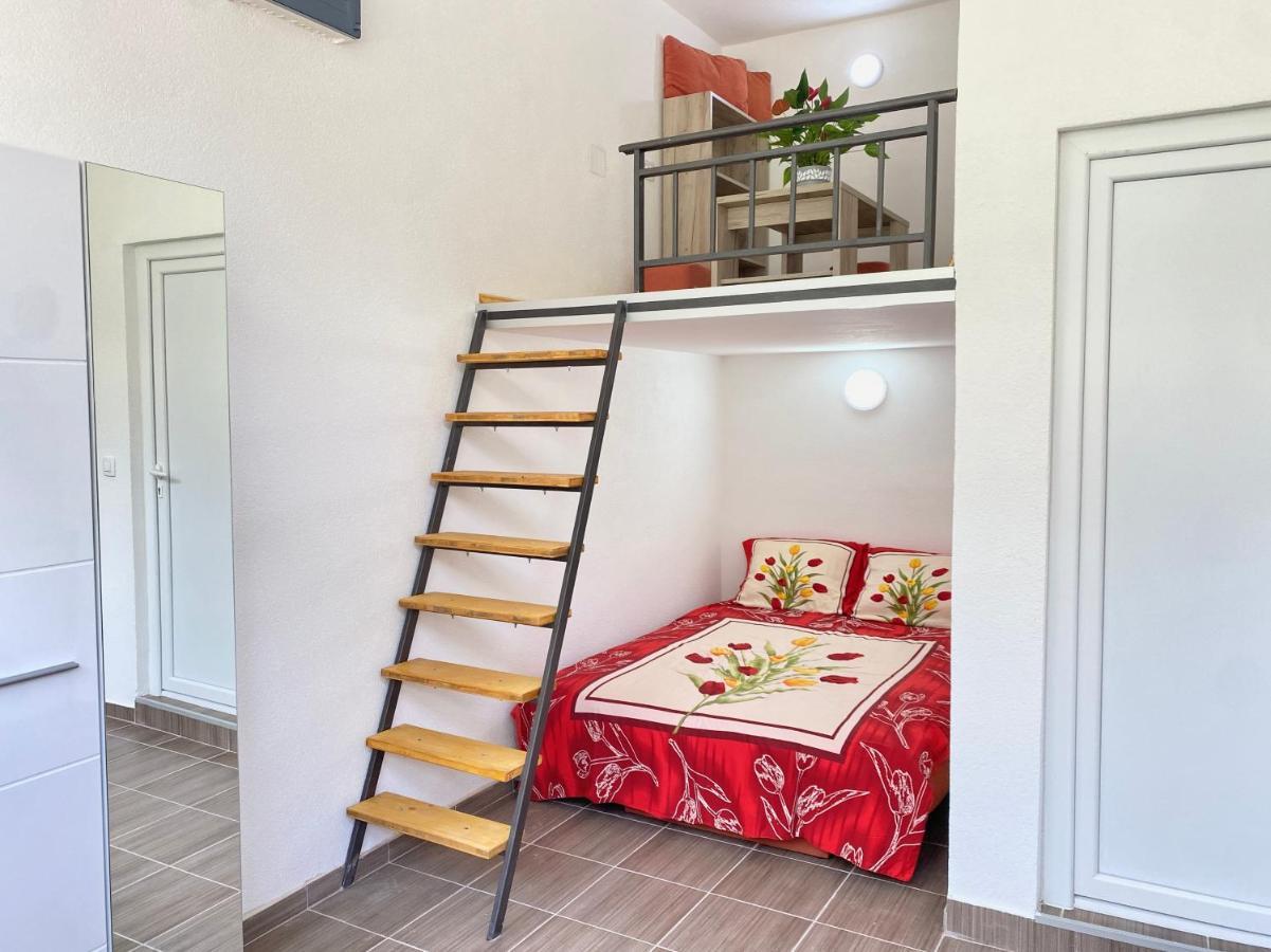 Sutomarina Apartments 苏托莫雷 外观 照片